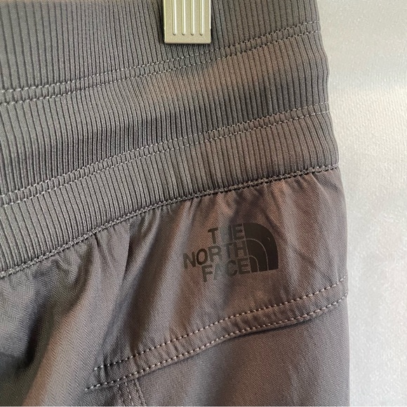 New The North Face Plus Size1x Women’s Active Capri Graphite Grey Aphrdit 1x NWT - Picture 9 of 12